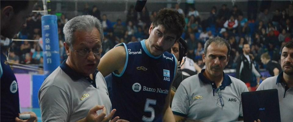 Przez kilka lat był czołową postacią polskiej ligi. Teraz kieruje grą Sady Cruzeiro