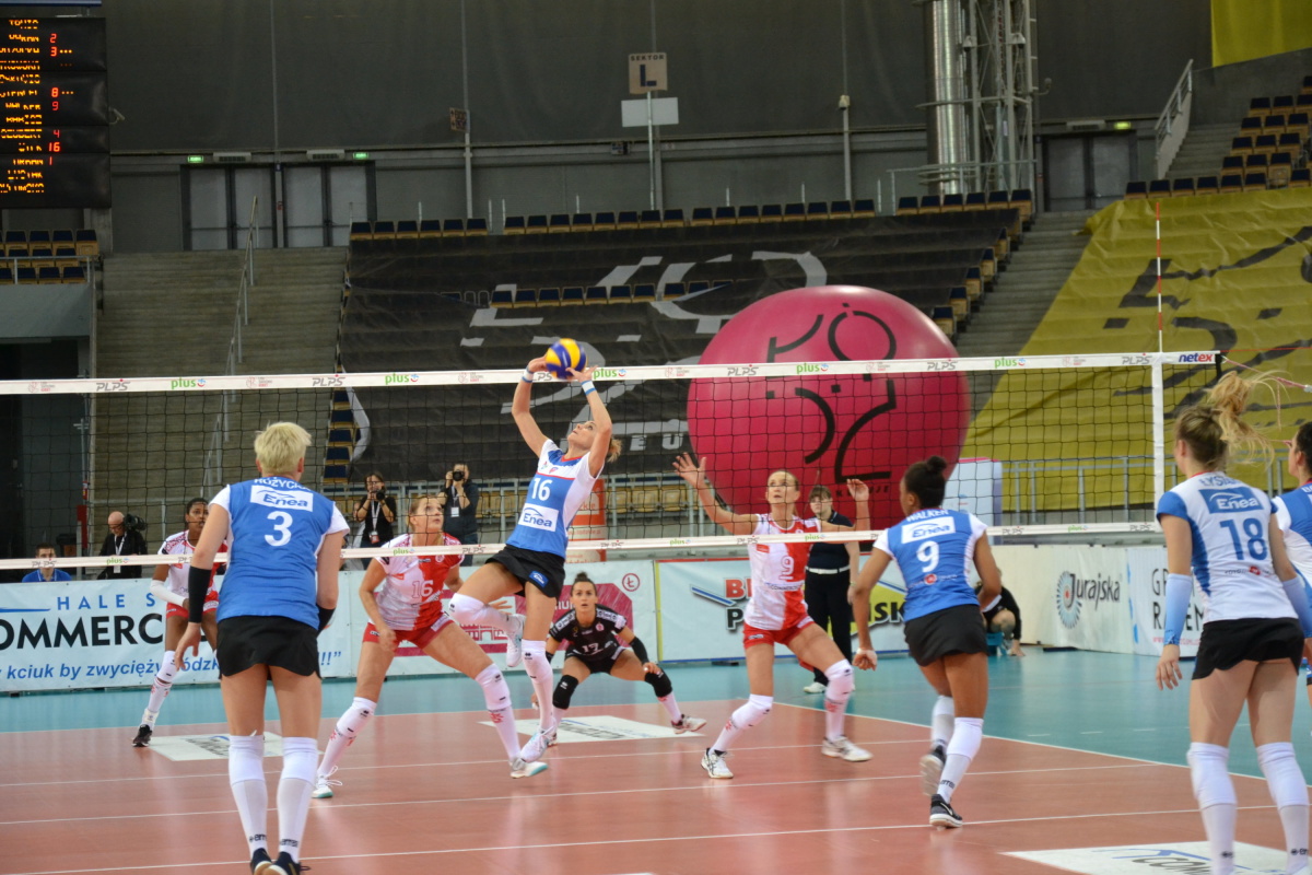 Zmiana lidera w Lidze Siatkówki Kobiet