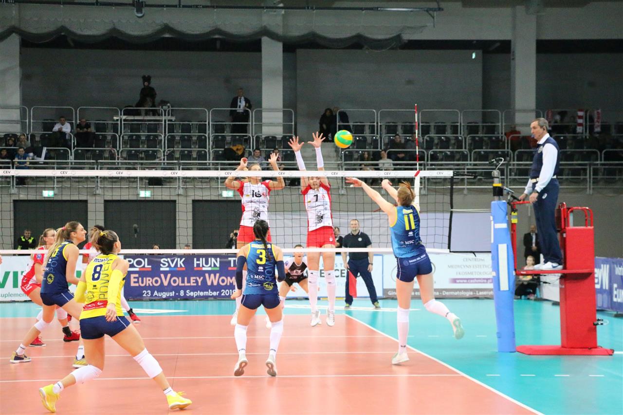 Liga Mistrzyń: ŁKS Commercecon Łódź - Savino Del Bene Scandicci 0:3