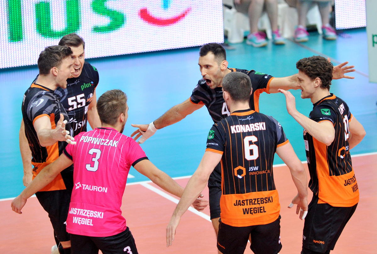 Jastrzębski Węgiel i Aluron Virtu Warta Zawiercie bliżej półfinałów PlusLigi