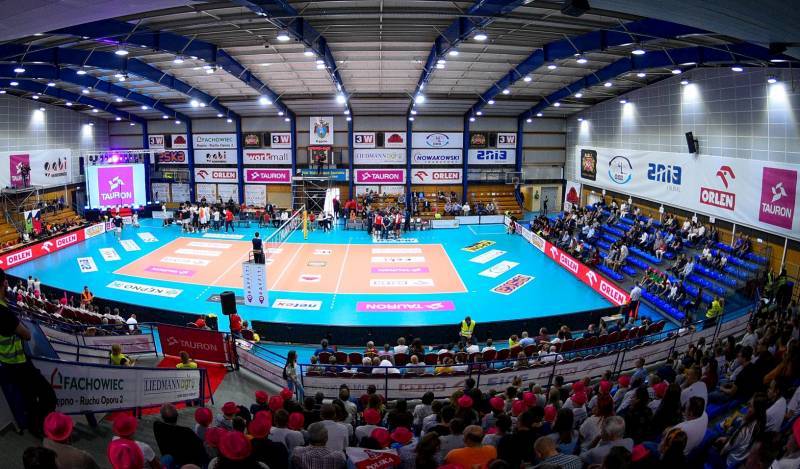 TAURON Giganci Siatkówki