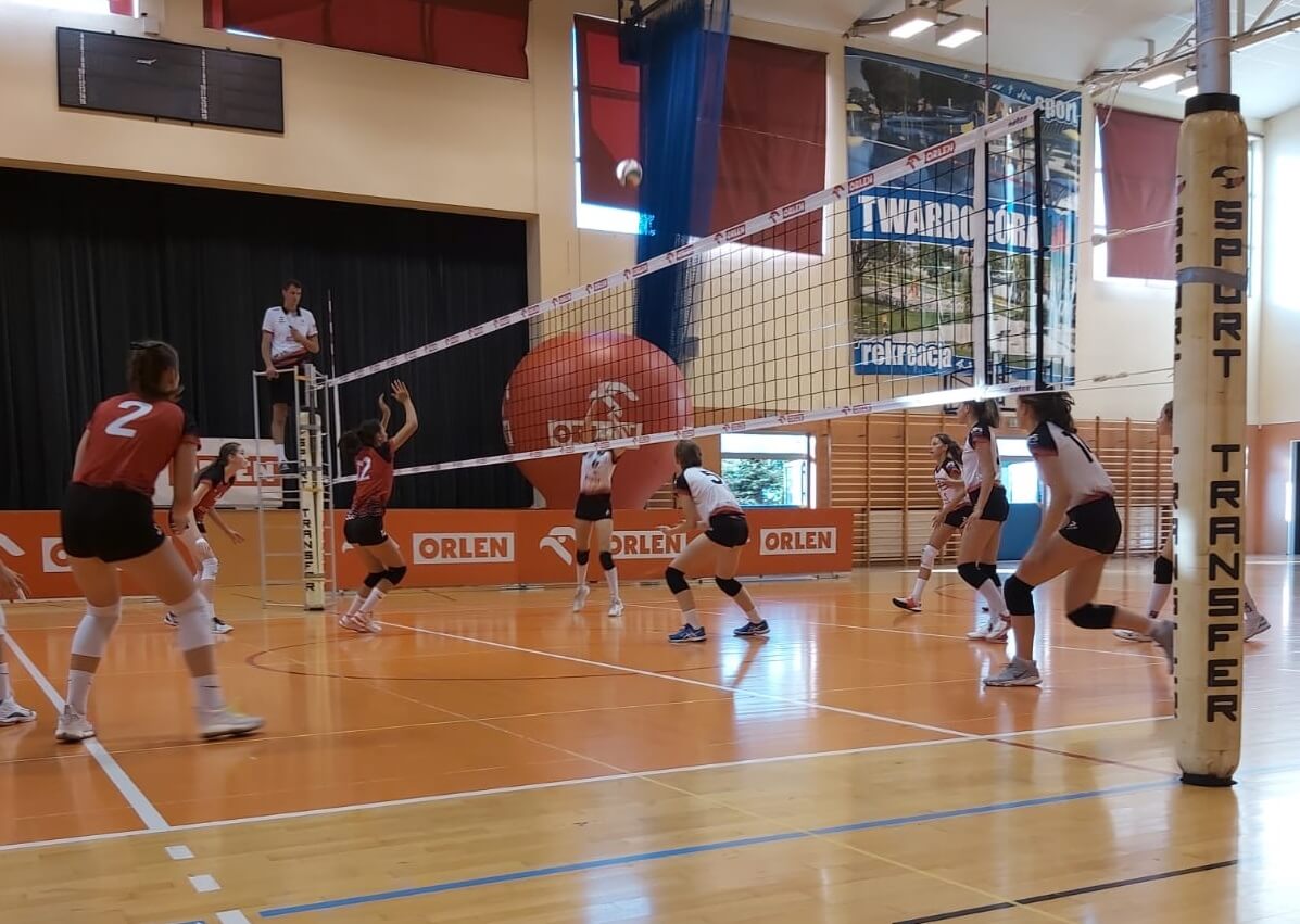 Kamp Siatkarskich Ośrodków Szkolnych i Turniej Nadziei Olimpijskich