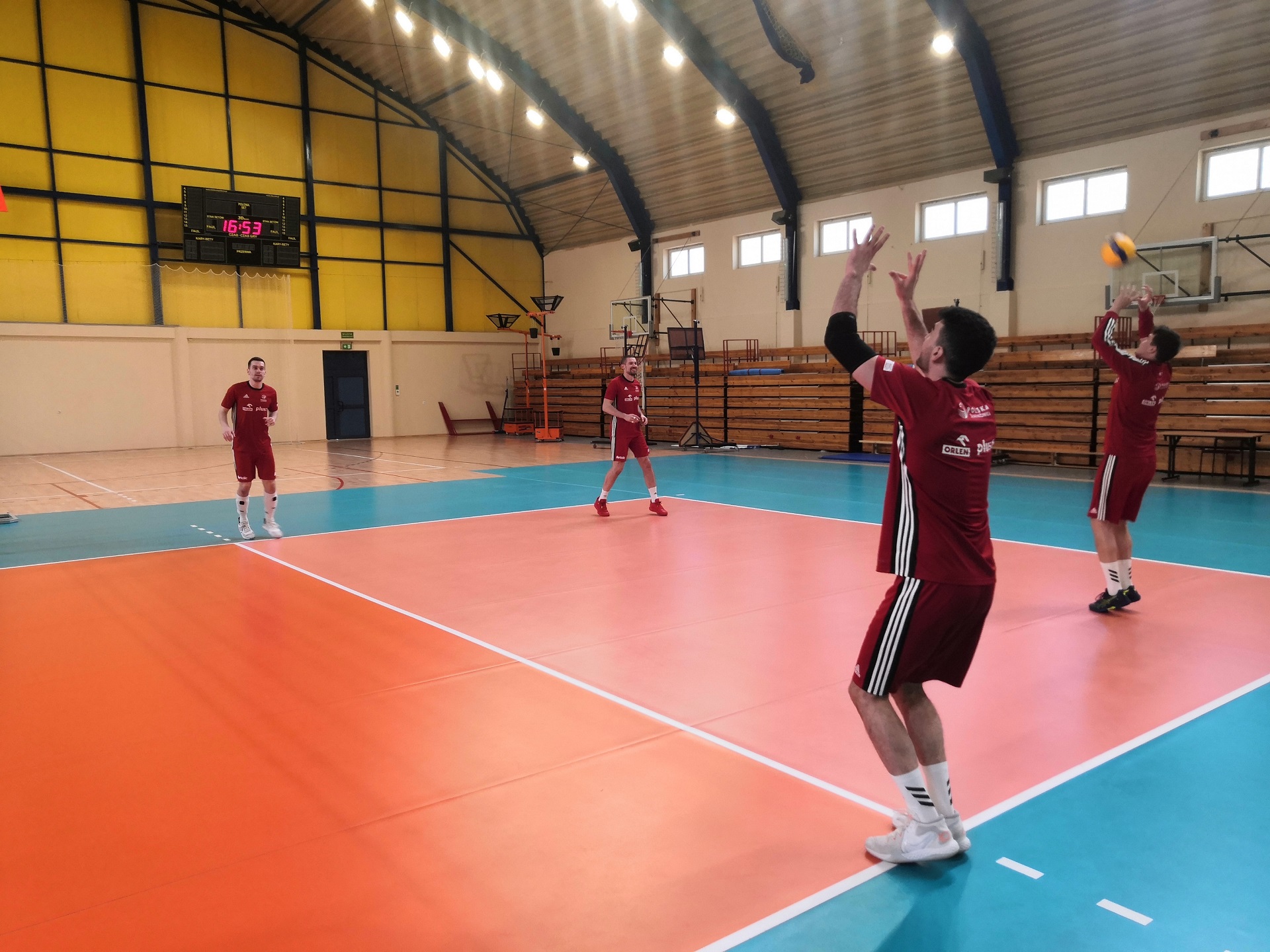 Pierwszy dzień w Spale - Wideo