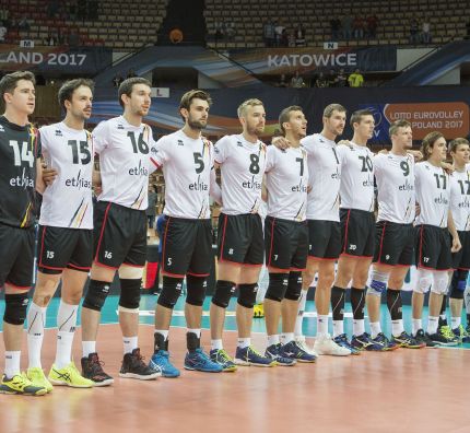 Unbeaten Belgium book ticket to the quarterfinal 