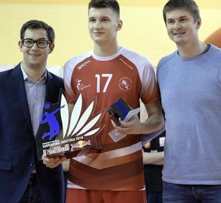 siatkarskie-skrzydla-znow-z-juniorkami-i-juniorami