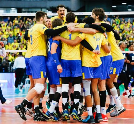 Final Six LŚ: Brazylia - USA 3:1. Canarinhos w finale