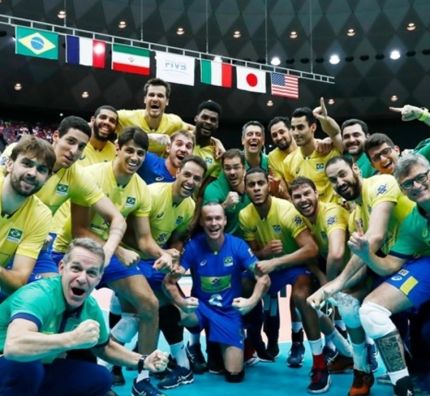 Puchar Wielkich Mistrzów: Brazylia ze złotym medalem. MVP Lucarelli