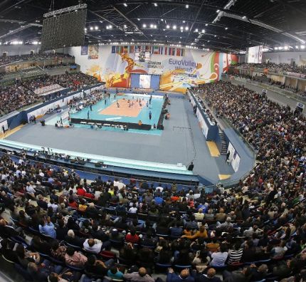 Final showdown in Baku with continental crown at stake! 