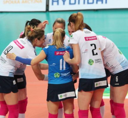 Dąbry początek dąbrowianek VI Memoriale Agaty Mróz-Olszewskiej