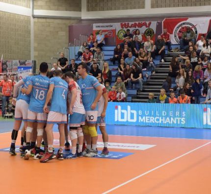 Zwycięstwo IBB Polonii Londyn w hitowym meczu Super8