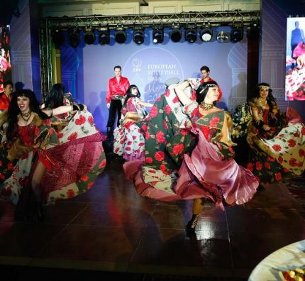 Volleyball stars shine like diamonds on stage of European Volleyball Gala 