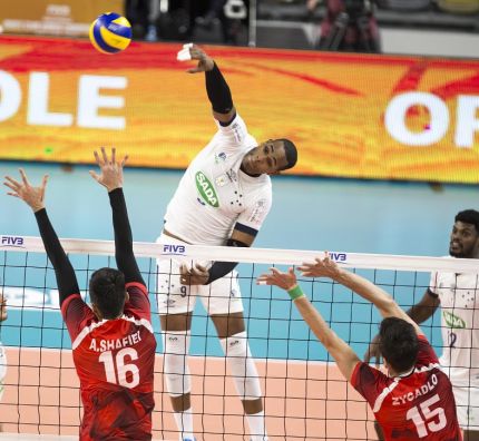 Sarmayeh Bank - Sada Cruzeiro 0:3