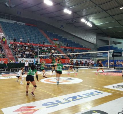 O awans do I ligi siatkarek: wygrane UKS Szóstki i Polonii