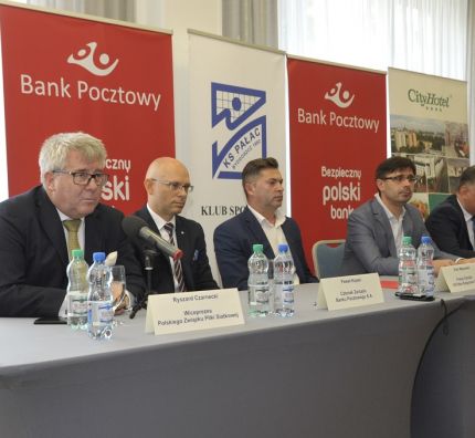 Bankowa przyszłość kobiecej siatkówki 