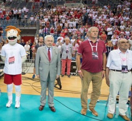 wlodzimierz-sadalski-w-kazdym-meczu-musimy-walczyc-o-zwyciestwo-a-punkty-nazbieraja-sie-same