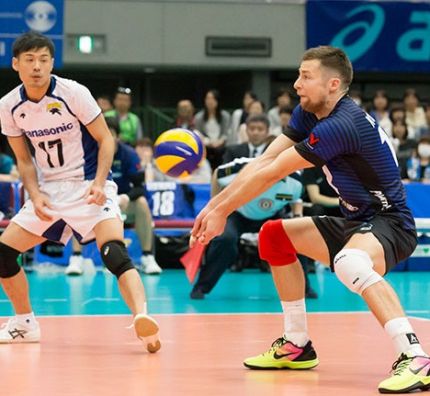 michal-kubiak-z-dwiema-wygranymi-na-poczatek