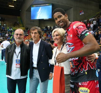 koncert-leona-trwa-siatkarz-z-trzecim-mvp