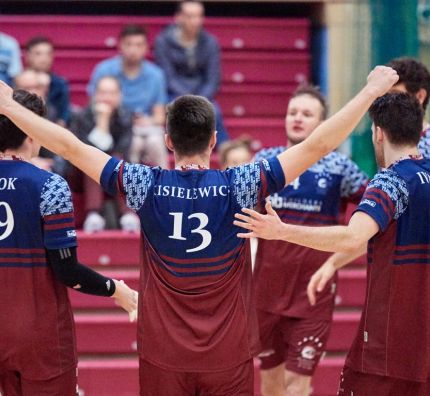 IBB Polonia Londyn pokonała lidera tabeli