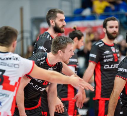 PlusLiga: outsider kontra lider