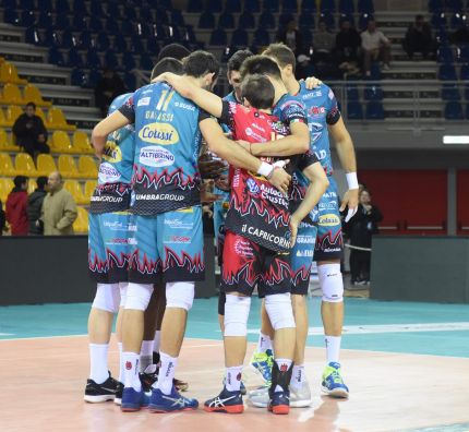 Powrót Leona na zwycięską ścieżkę, przegrana Bednorza w derbach A22