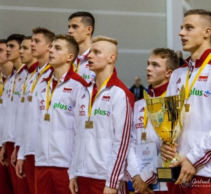 Złoty medal kadetów w mistrzostwach EEVZA