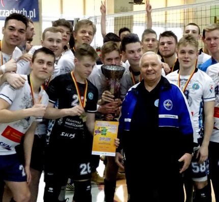 Juniorzy MOS Wola Warszawa po raz dziesiąty najlepsi na Mazowszu