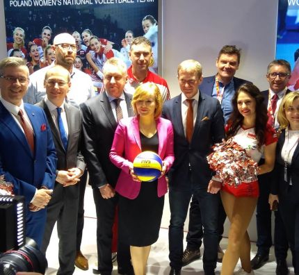 Polska Siatkówka na ITB w Berlinie. Wiceminister Anna Krupka: Sportowe sukcesy wzbudzają zainteresowanie Polską