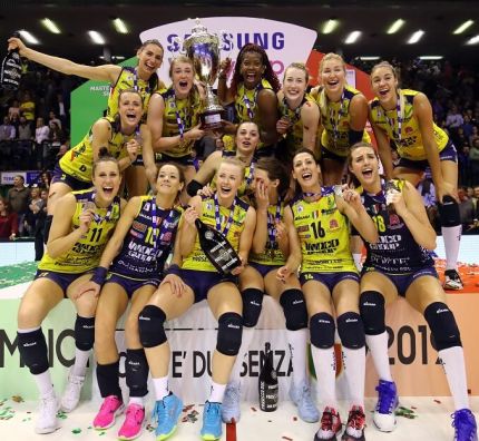 joanna-wolosz-obronila-tytul