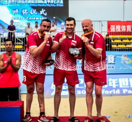 Dwa medale Polaków w Beach World Series Open