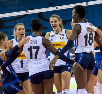 Pre-favourites live up to their billing, Greece seize second win at #EuroVolleyW 