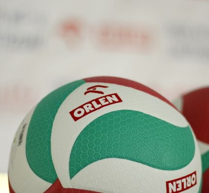 inspirujace-spotkanie-doroty-swieniewicz-z-mlodzieza-z-plocka-i-okolic