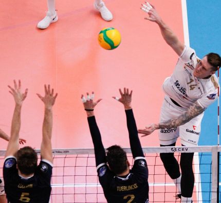 lm-knack-roeselare-grupa-azoty-zaksa-kedzierzyn-kozle-0-3
