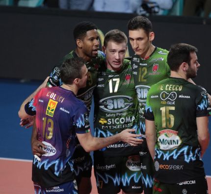 Wygrana Perugii przed przylotem do Polski