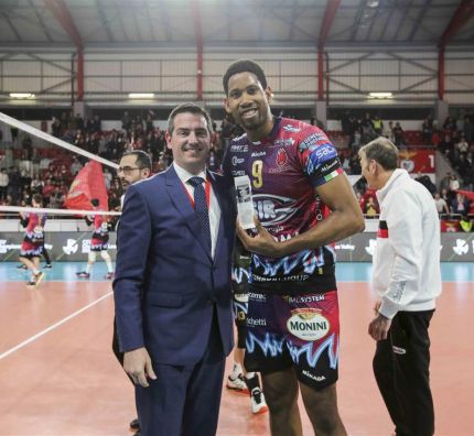 LM: zwycięstwa zespołów Bieńka i Leona