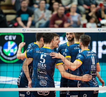 LM: terminy spotkań polskich zespołów