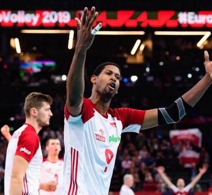 Leon i Nowakowski w drużynie dekady CEV