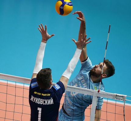 Wieści z zagranicy: Awans Bednorza, w Japonii ze zmiennym szczęściem