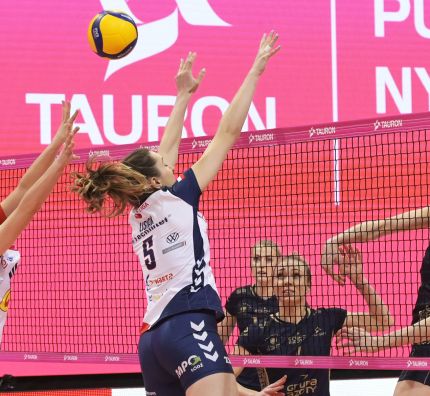 Finał PP kobiet Grot- Police