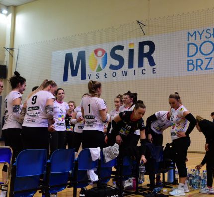 Turnieje półfinałowe II ligi siatkarek - dzień III