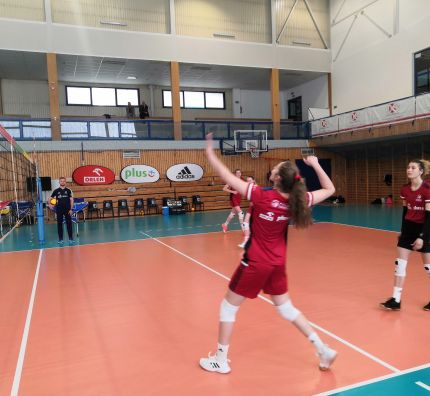 Śnieżny początek sezonu w Szczyrku - WIDEO