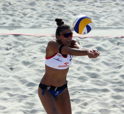 Polska kadra pań walczy o półfinał CEV Continental Cup w Izmirze