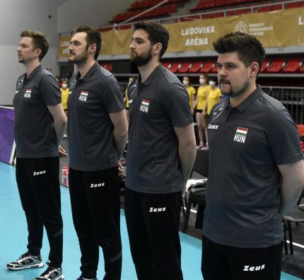 Siatkówka węgierska z polskimi akcentami