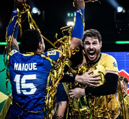 Zwycięzcy_VNL_2021_-_reprezentacja_Brazylii