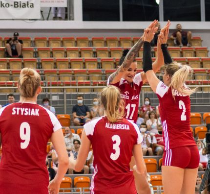 ME kobiet: No to zaczynamy (WIDEO)