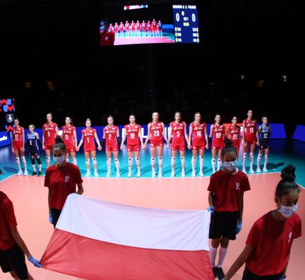 ME kobiet - Polska czerwona