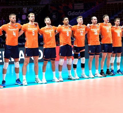 1/4 EuroVolley M: Holandia - Serbia
