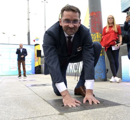 Katowicka Aleja Gwiazd Siatkówki coraz liczniejsza (WIDEO)