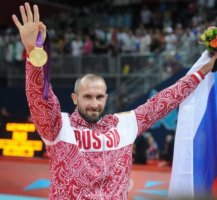 Taismary Agüero, Siergiej Tietiuchin i inni