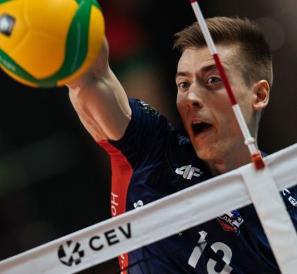 Kamil Semeniuk w meczu Lokomotiw Nowosybirsk - ZAKSA Kędzierzyn-Koźle