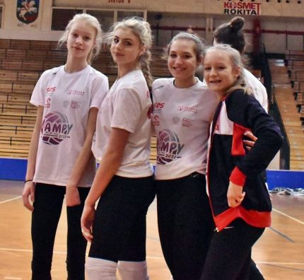 Kadry 2008 i 2009 trenowały w Brzegu Dolnym